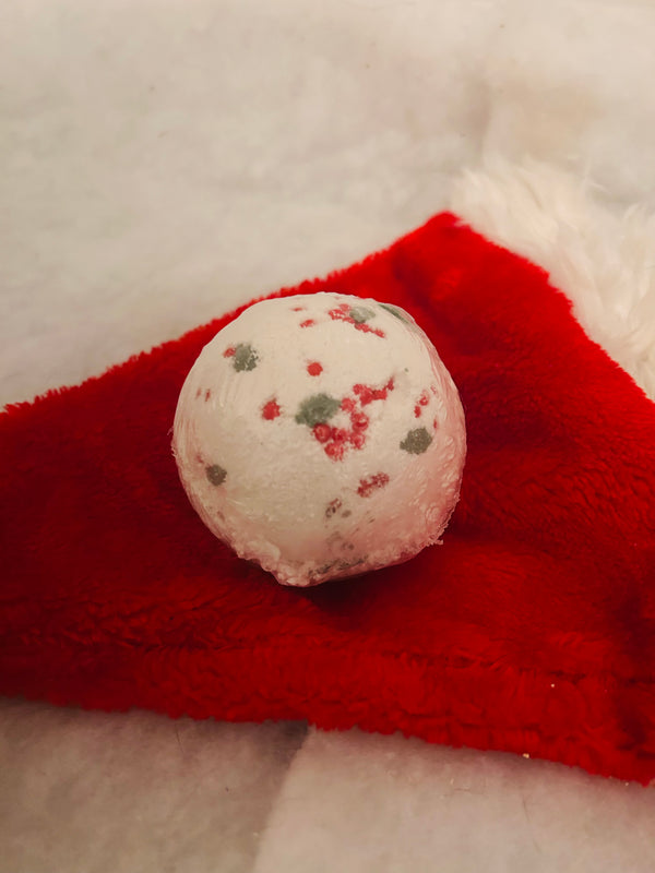 Giant holly and berry bath bomb